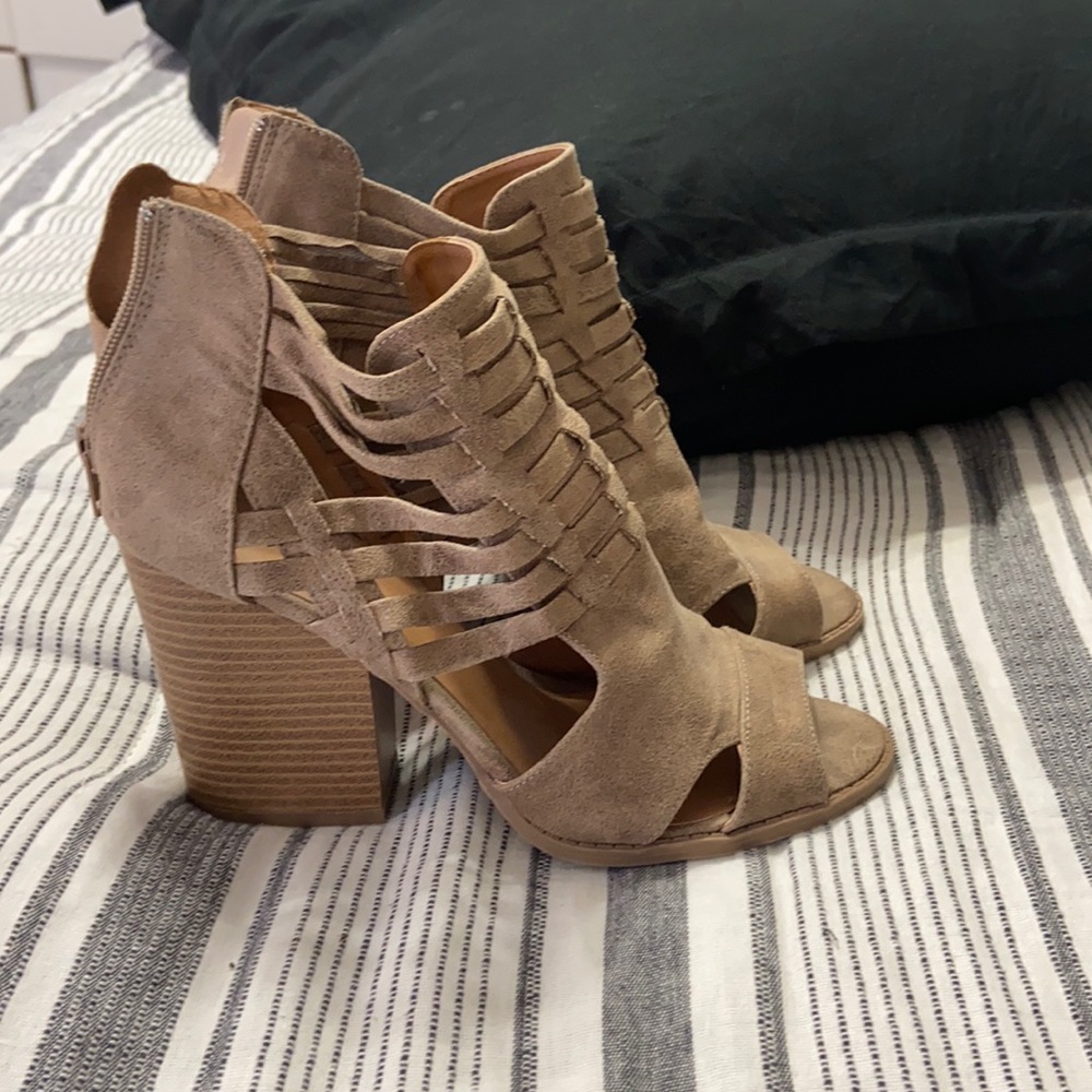 Women’s Qupid heels